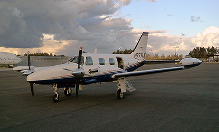 Una avioneta con bimotor Una avioneta con cuatro neoyorquinos a bordo se pierde en las Bahamas