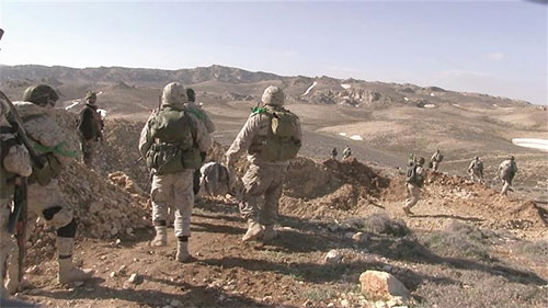 Hezbolá entrega al ejército libanés sus posiciones en la frontera con Siria Hezbolá entrega al ejército libanés sus posiciones en la frontera con Siria