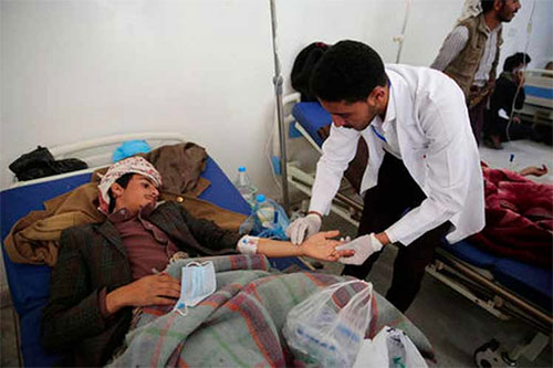 la epidemia de cólera agrava la situación en Yemen Después de dos años de agresión saudí, la cólera amenaza la vida de miles de yemeníes
