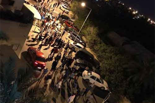 masivas protestas de apoyo al clérigo opositor Issa Qassim El régimen en Bahréin aplaza el fallo contra el líder religioso Issa Qassim