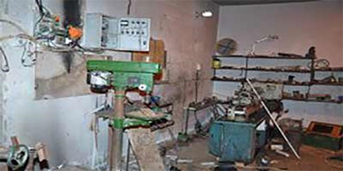 taller para fabricar explosivos y proyectiles Ejército sirio descubre una fábrica de explosivos en el barrio evacuado Al Waer