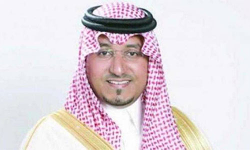 El príncipe saudí Mansour bin Moqren Muere un príncipe saudí en un accidente de helicóptero