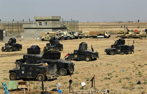 tropas iraquíes en las afueras de Kirkuk