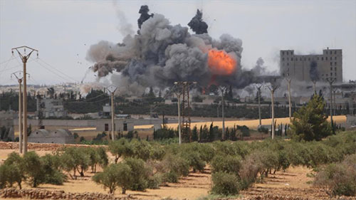 bombardeo de la Coalición Los bombardeos de la Coalición causan más víctimas civiles que Daesh