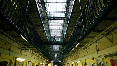 Aumenta la violencia en prisiones de Inglaterra y Gales