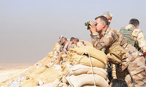 fuerzas iraquíes Kurdos denuncian combates con fuerzas iraquíes y el Ejército lo desmiente