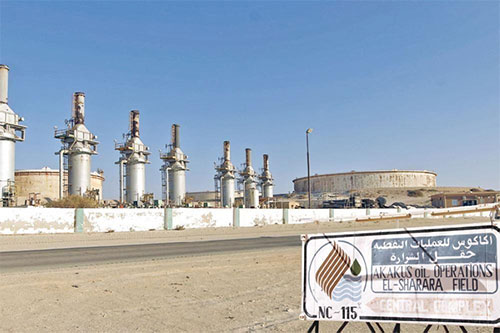 el campo petrolífero libio de Sharara Una milicia cierra el principal campo petrolífero de Libia