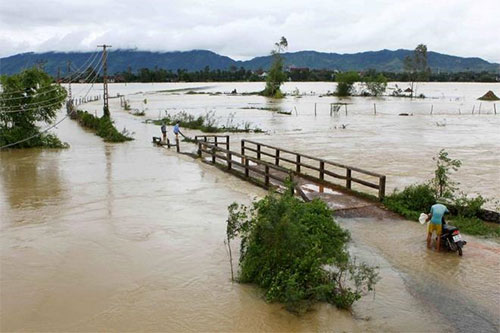 inundaciones en Vietnam Al menos 37 muertos en Vietnam por inundaciones y avalanchas de tierra
