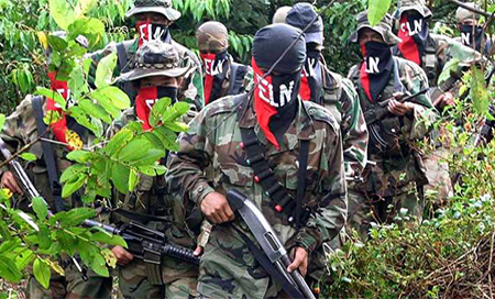 Miembros del ELN Colombia: Entra en vigor el cese al fuego entre el Gobierno y el ELN