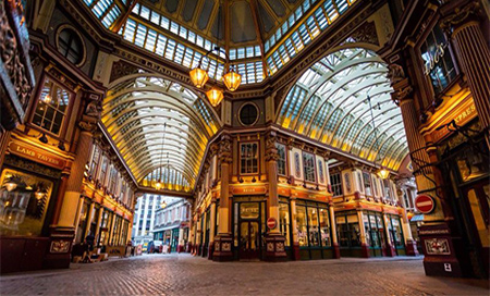 El mercado de Leadenhall en Londres Evacúan el mercado Leadenhal en Londres por amenaza de bomba
