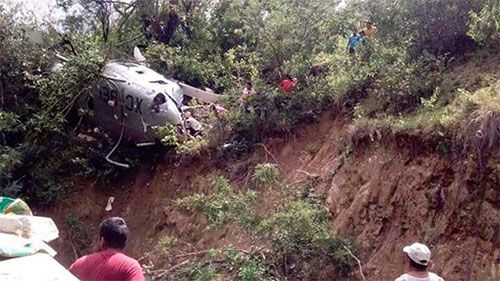 Cae un helicóptero con ayuda para víctimas del terremoto de México Cae un helicóptero con ayuda para víctimas del terremoto de México