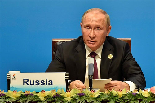 El presidente de Rusia, Vladimir Putin Rusia alerta de la histeria militar de EEUU por Corea del Norte