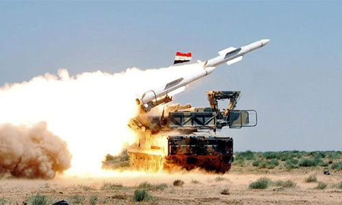 defensa antiaérea siria Defensa siria responde a un ataque contra el aeródromo T-4