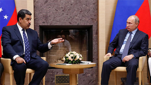 Putin con Maduro Putin aborda con Maduro la cooperación estratégica entre ambos países