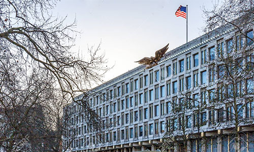 La embajada de EEUU en Londres La embajada de EEUU en Londres alerta de protestas violentas contra Trump