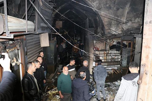 Incendio destruye bazar histórico en Kirkuk Incendio destruye bazar histórico en Kirkuk
