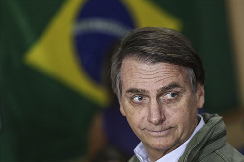 El presidente electo de Brasil, Jair Bolsonaro Bolsonaro advierte que China no podrá “comprar Brasil”
