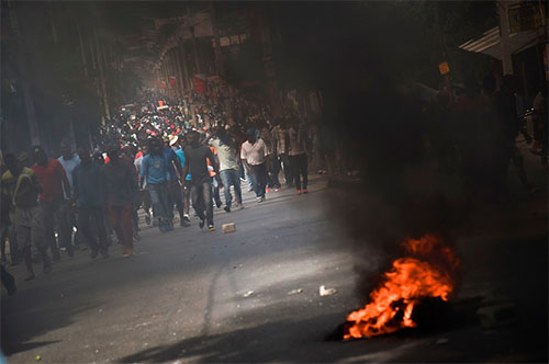 protestas en Haití Policías y manifestantes se enfrentan en protestas de Haití