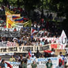 La marcha multitudinaria en Santiago acaba con m&aacutes de 300 detenidos