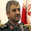 El comando de la guardia revolucionaria iran&#237 inspecciona sus fuerzas armadas