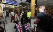 Cientos de turistas brit&#225nicos comienzan a ser evacuados de Kenia