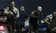 Dos agentes de polic&#237;a heridos por disparos en Ferguson