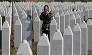 Serbia detiene a siete ex-polic&#237;as por la matanza de Srebrenica