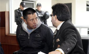 Correa indulta a un expolic&#237;a que quiso matarle