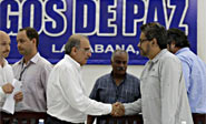 Gobierno colombiano y las FARC oficializan acuerdo sobre víctimas