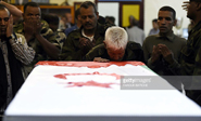 Los saharauis rinden tributo al fallecido presidente Abdulaziz en el día de su entierro