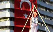 Turquía emite una orden de detención contra el predicador Gülen