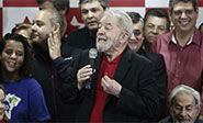 Lula mantiene su candidatura presidencial pese a ser condenado
