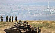 El enemigo israelí bombardea una posición militar siria en Quneitra
