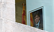 El presidente destituido de Cataluña dice representar al “gobierno en el exilio”