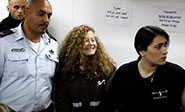 Ahed Tamimi, la joven que abofeteó a soldados israelíes se enfrenta a 12 cargos