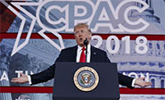 Trump compara inmigrantes con serpientes traicioneras