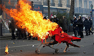 Choques entre Policía y manifestantes en París