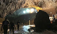 La operación rescate de los niños atrapados en una cueva se completó con éxito