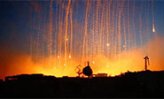 Aviones estadounidenses incendian Deir Ezzor con bombas de fósforo