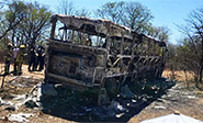 Más de 42 muertos al incendiarse un autobús en Zimbabue