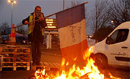 Emmanuel Macron cede ante las violentas protestas de los “chalecos amarillos”