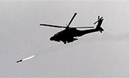 Helicóptero israelí realiza ataque nocturno contra Gaza