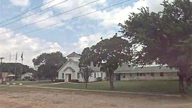 Una mujer fallece y otra sufre heridas cr&iacute;ticas por tiroteo cerca de una iglesia de Texas