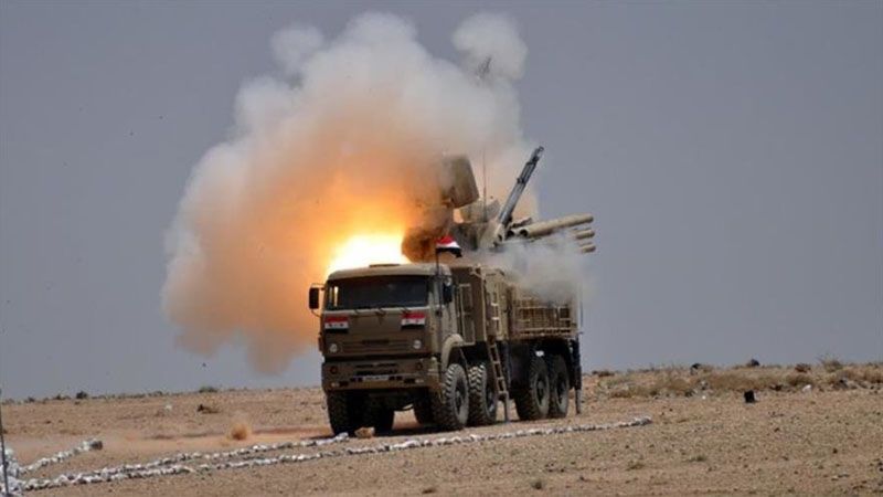 La defensa antia&eacute;rea de Siria repele nueva agresi&oacute;n y destruye m&aacute;s de 30 misiles israel&iacute;es