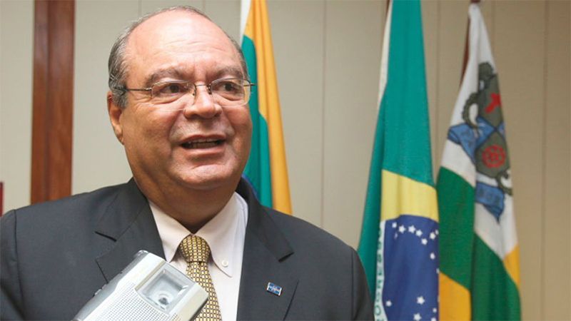 Un empresario se suicida en un acto con el gobernador de Sergipe y el ministro de Minas y Energ&iacute;a de Brasil