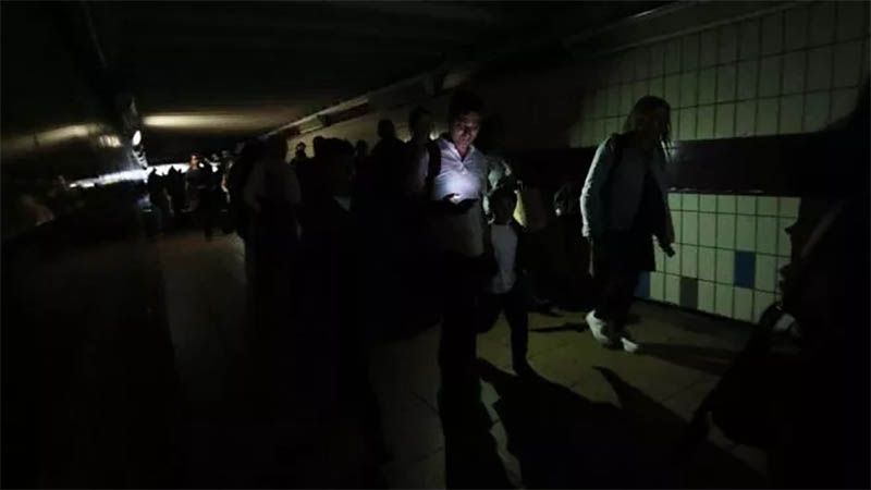 Un apag&oacute;n masivo provoca caos en Londres, gran parte de Inglaterra y Gales
