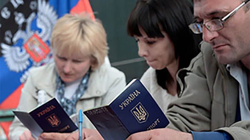 Tres millones de habitantes de Donetsk y Lugansk podr&aacute;n obtener la ciudadan&iacute;a rusa