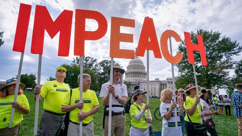 Trump asegura que investigaci&oacute;n por impeachment es un golpe de Estado