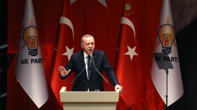 Erdogan amenaza con enviar a refugiados sirios a pa&iacute;ses europeos