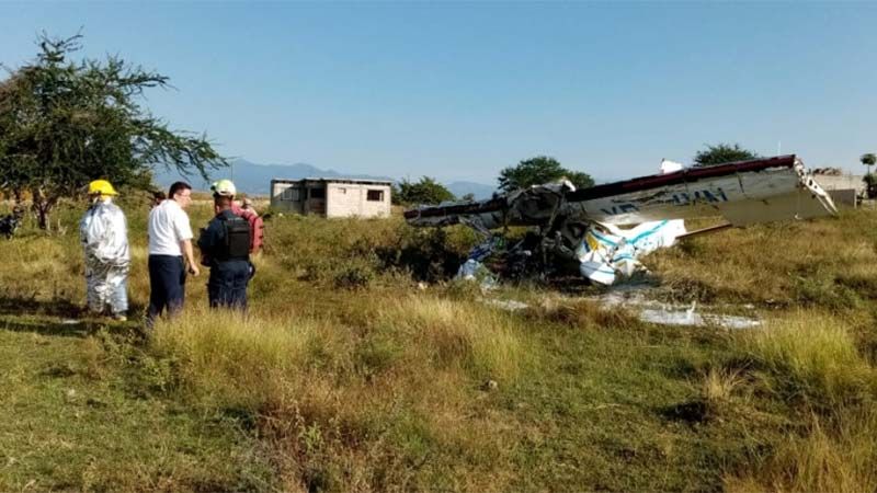 M&eacute;xico: Dos muertos por la ca&iacute;da de una avioneta en el estado de Morelos